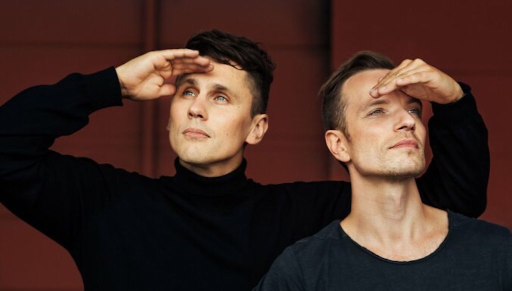"Instrumenti" vienojas dziesmā ar vairāk nekā 200 dziedātājiem.